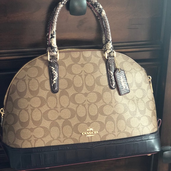 quinn satchel coach bag